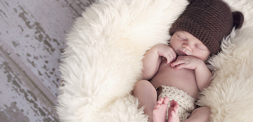 Settling baby to fall asleep